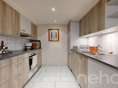 Family home with 2 units, large garden and forest views image 5