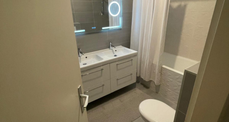 Sublime appartement de 5 pièces au 3ème étage localiser à Genève 1202 image 7