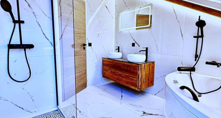 SAINT-LÉONARD - DUPLEX 4.5 PCES - ENTIÈREMENT RÉNOVÉ - TERRASSE image 11