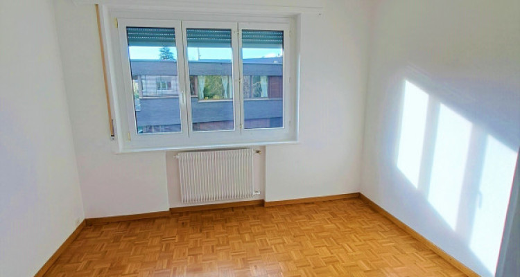 Grand et lumineux 5.5 pièces avec vue sur le Léman image 6
