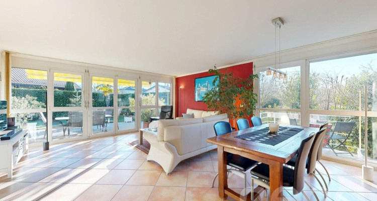 Charmante villa jumelle avec superbe jardin et studio indépendant image 2