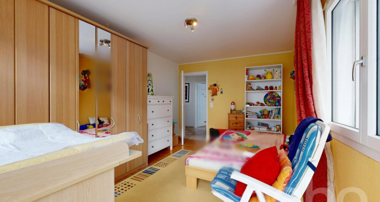 Grosszügiges Einfamilienhaus mit Panorama und Dachterrasse image 12