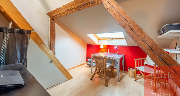 Appartement T5 Duplex à vendre ? Dernier étage, Vieille Ville Annecy, Proximité Lac (74000) image 4