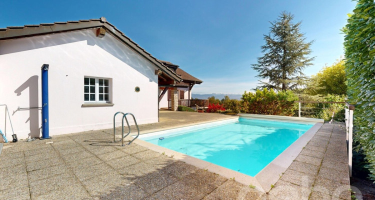 Spacieuse villa avec fort potentiel et vue imprenable, proche de Nyon image 12