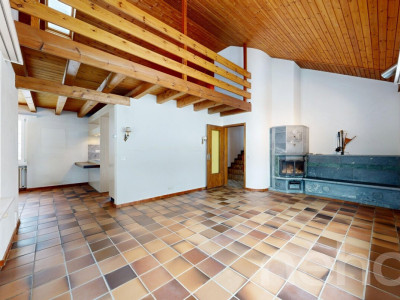 Grosszügiges 4.5-Zimmer-Doppeleinfamilienhaus image 1