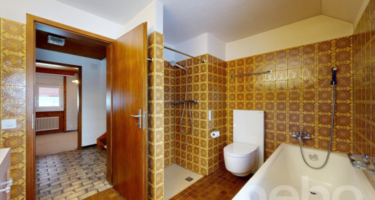 Grosszügiges 4.5-Zimmer-Doppeleinfamilienhaus image 8