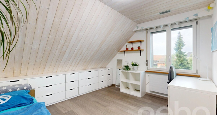 Ihr Familientraum an ruhiger Lage mit Bauland image 7