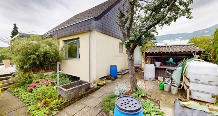 Ihr Familientraum an ruhiger Lage mit Bauland image 12