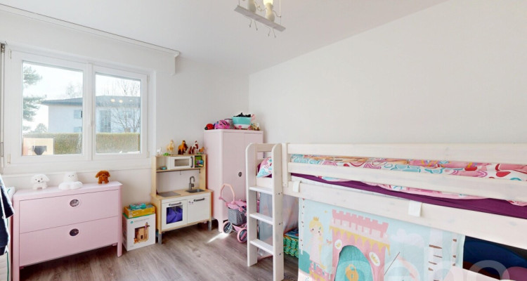 Bel appartement de 3,5pces en rez de jardin au calme absolu à Cheseaux image 11