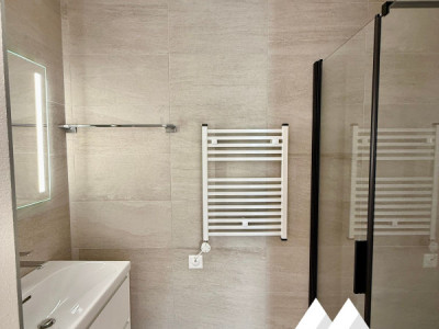 ATTIQUE NEUF DE 3.5 PCES, 112 M2 + TERRASSE PRIVÉE - SION  image 12