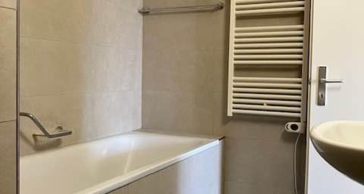 PERLE RARE : Attique de 5,5 pièces aux Eaux-Vives ✨ image 8