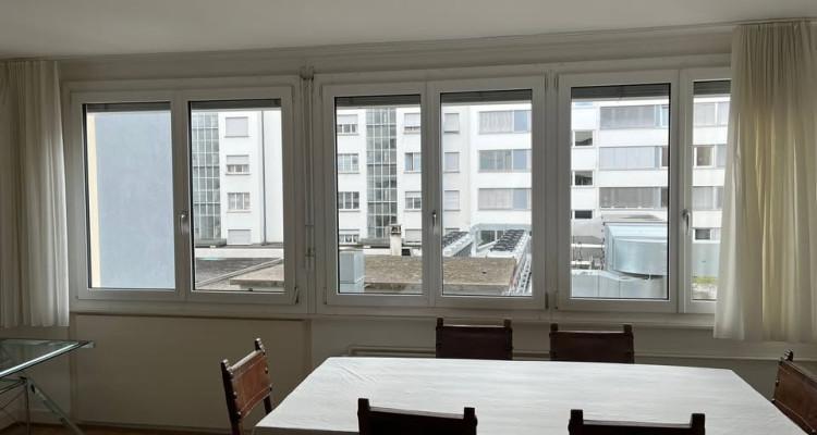 🏠 Spacieux 4 pièces meublé (81 m²) aux Pâquis ! image 4