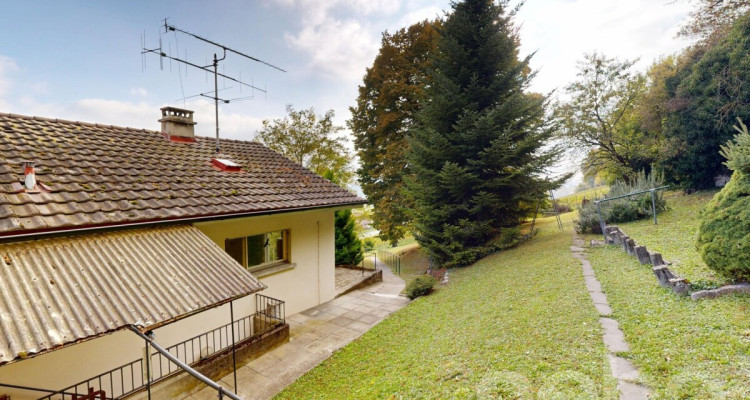 Grande parcelle avec une vue sur le lac pour un projet de construction image 10