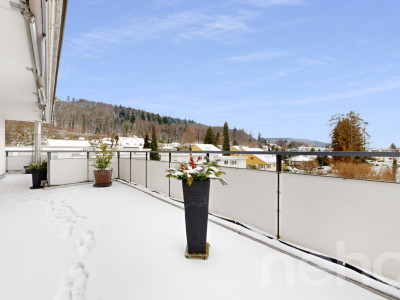 Sonniges Attika-Juwel: Direkter Liftzugang, Cheminée & Panoramasicht image 2