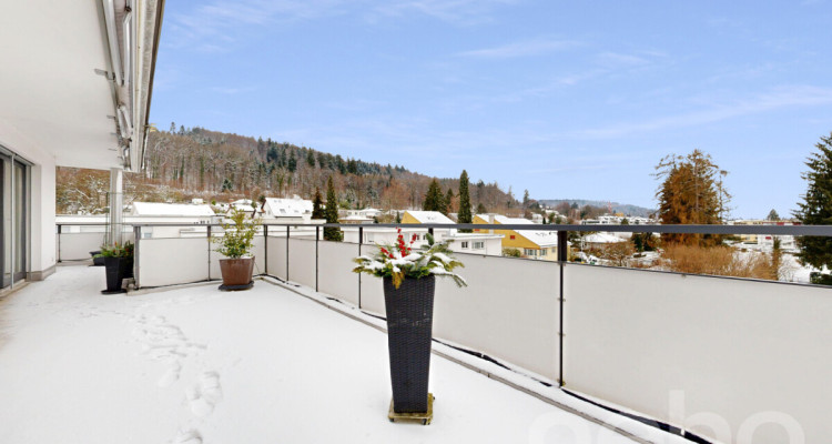 Sonniges Attika-Juwel: Direkter Liftzugang, Cheminée & Panoramasicht image 2