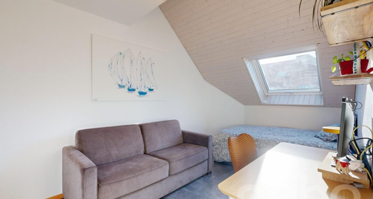 Elégant duplex de 4.5 pièces mansardé, spacieux et lumineux à Gland image 8