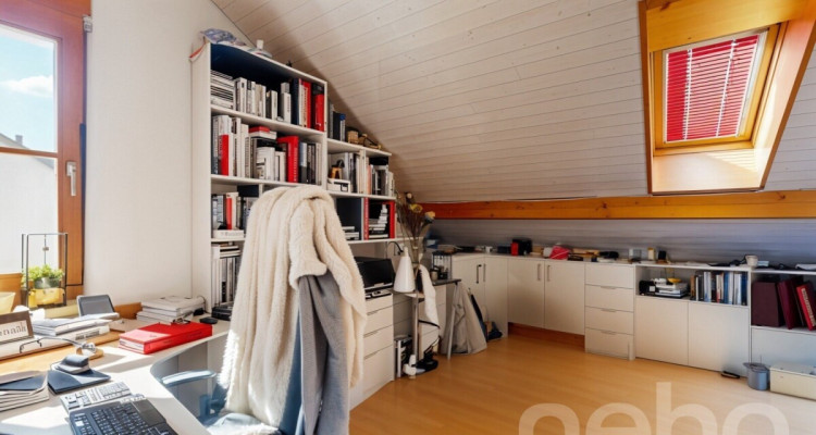 Attraktives Doppeleinfamilienhaus an familienfreundlicher Lage image 9