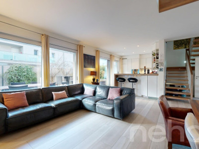 Villa triplex lumineuse aux finitions haut de gamme image 3