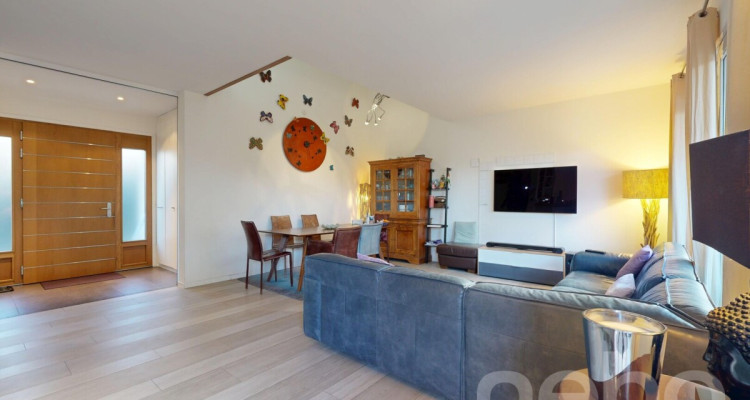 Villa triplex lumineuse aux finitions haut de gamme image 4