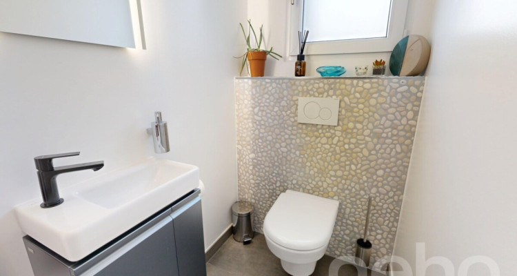 Villa triplex lumineuse aux finitions haut de gamme image 9