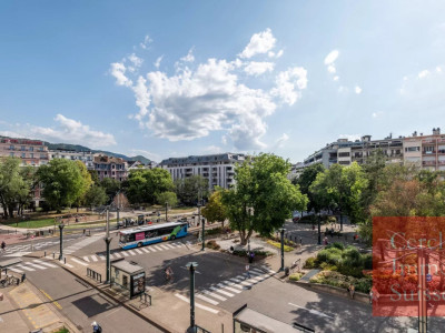 Appartement bourgeois à vendre à Annecy hyper centre ville (74000) image 12