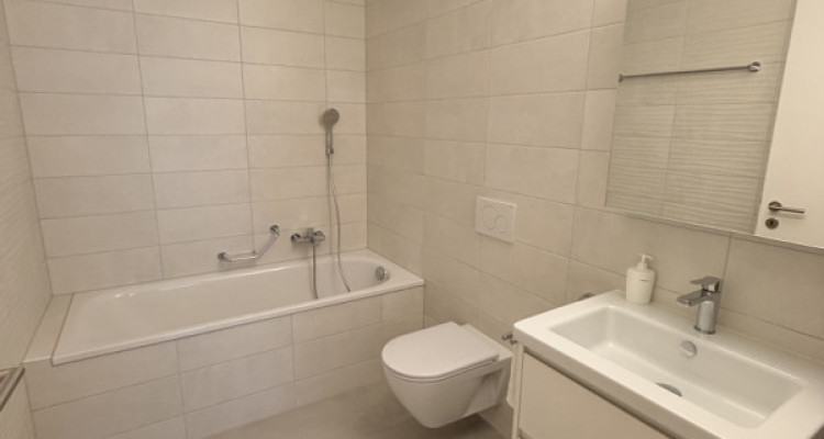 Local commercial à louer – 60 m² – Cossonay image 3