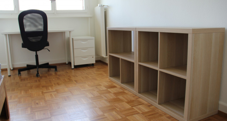 À louer: Chambre de 12m2 au 4ème Centre Gauche image 5