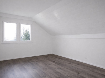 4.5-Room Penthouse Apartment – Stunning Lake View image 6