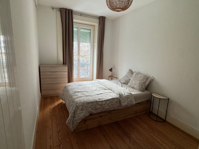 EXCLUSIVITÉ : Superbe 3 pièces à Plainpalais / Jonction ✨ image 1