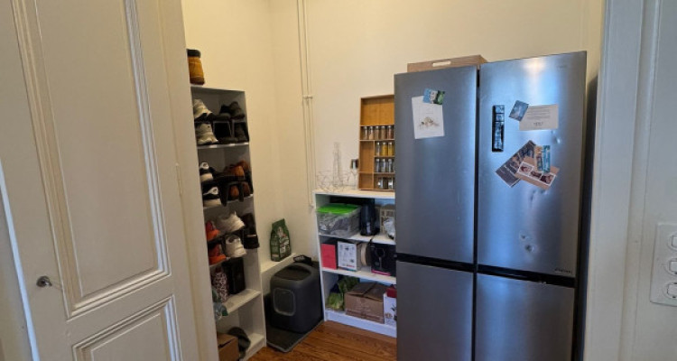 EXCLUSIVITÉ : Superbe 3 pièces à Plainpalais / Jonction ✨ image 8