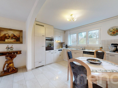 Grosszügiges Haus mit Garten, Doppelgarage und Tempo-30-Lage image 7