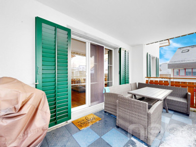 Moderne 4.5-Zimmer-Wohnung image 3