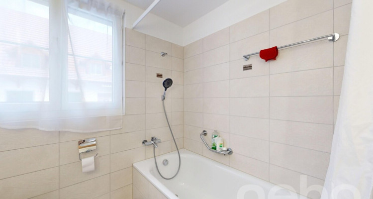 Moderne 4.5-Zimmer-Wohnung image 7