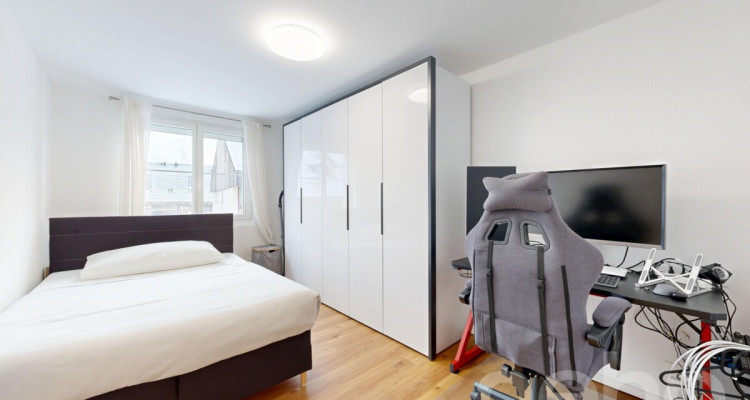 Moderne 4.5-Zimmer-Wohnung image 10