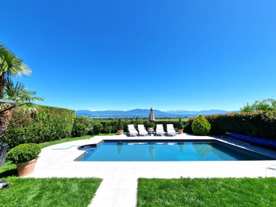 En exclusivité & off Market: Villa paradisiaque avec magnifique vue sur le lac image 1