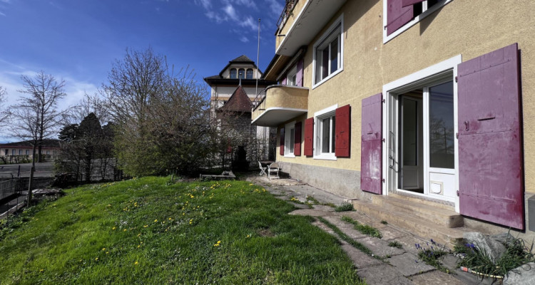 Charmant appartement ensoleillé en rez-de-jardin avec vue sur les Alpes. image 3