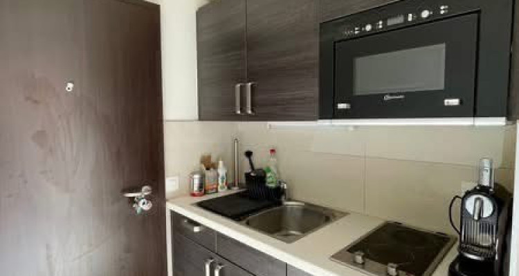 Appartement de une 2 pièces à Plainpalais meublé image 2