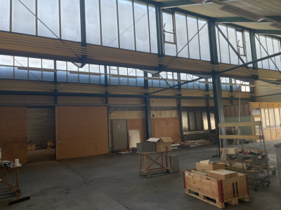 Halle métallique avec charpente métallique image 1