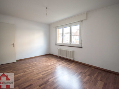 AU CŒUR DE LA TOUR, 4.5 pièces image 2