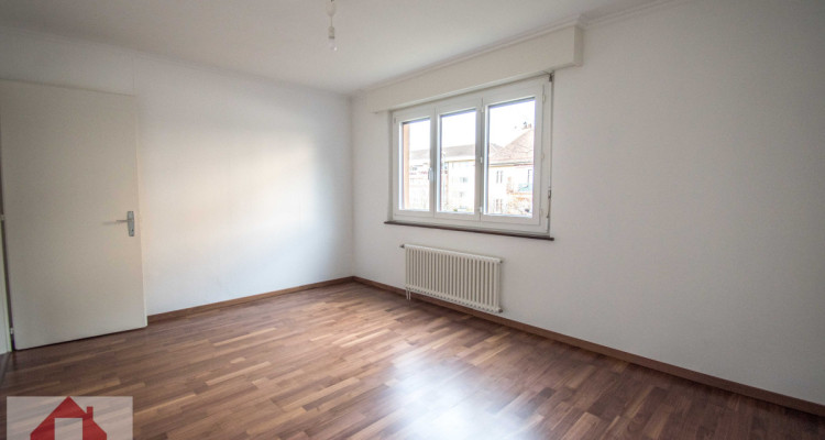 AU CŒUR DE LA TOUR, 4.5 pièces image 2