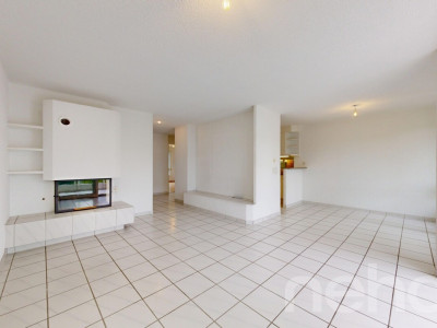 Lichtdurchflutete 4.5-Zimmer-Wohnung in Oberglatt image 1