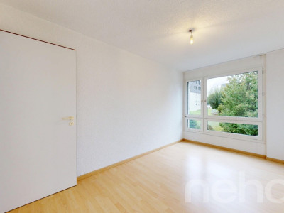 Lichtdurchflutete 4.5-Zimmer-Wohnung in Oberglatt image 8