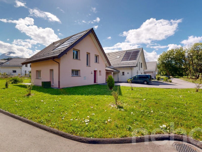 Belle villa neuve avec 4 chambres, combles et grande cave image 1