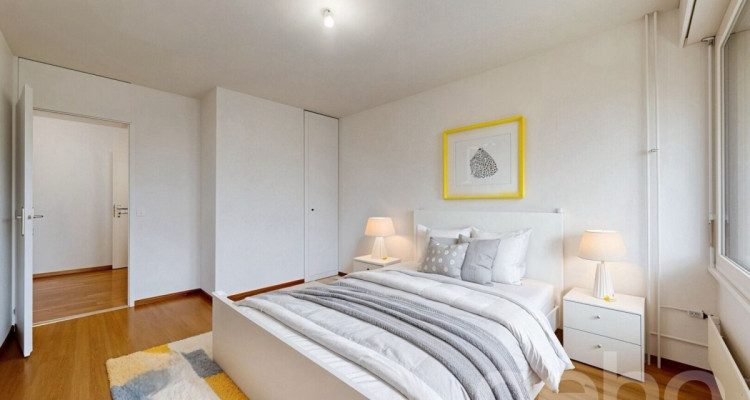 Très grand 3,5 pièces traversant de 95m², proche de toutes commodités image 4