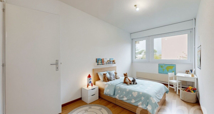 Très grand 3,5 pièces traversant de 95m², proche de toutes commodités image 5