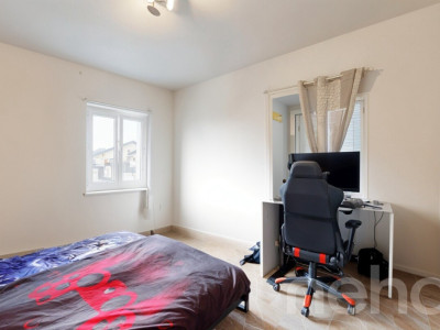 Charmant 3.5 pièces avec grand jardin au centre de Riddes image 4