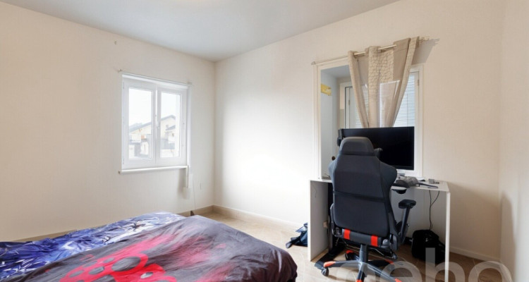 Charmant 3.5 pièces avec grand jardin au centre de Riddes image 4