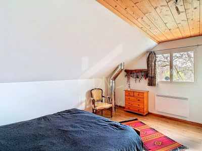 Maison familiale, spacieuse et lumineuse, grand jardin arboré image 6