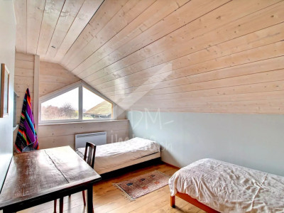 Maison familiale, spacieuse et lumineuse, grand jardin arboré image 9