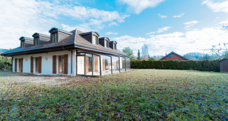 Maison familiale de 7.5 pièces avec jardin d’exception image 1